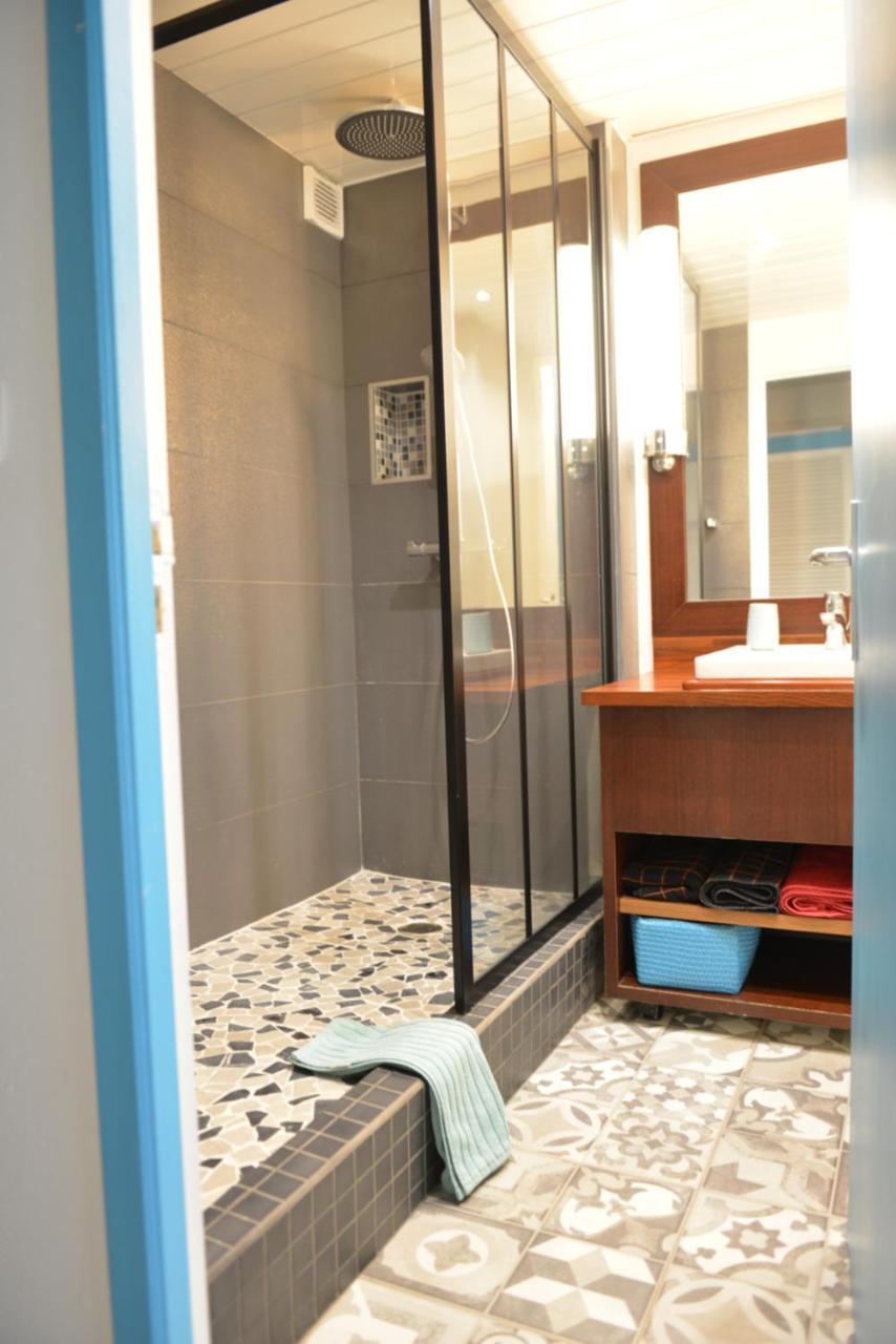 Bleu Turquoise Le Gosier (Grande-Terre)